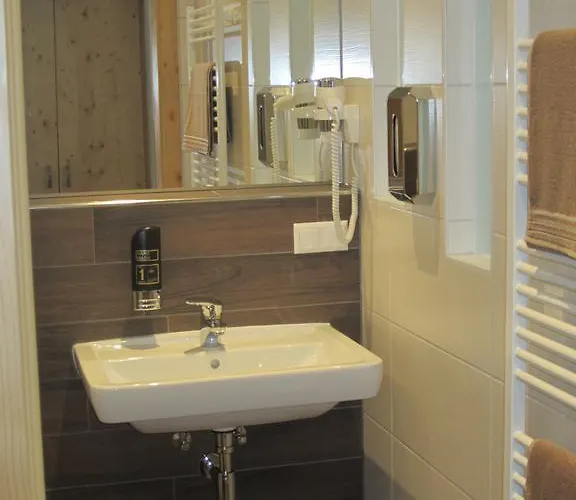 Gasthof Ochensberger 招待所